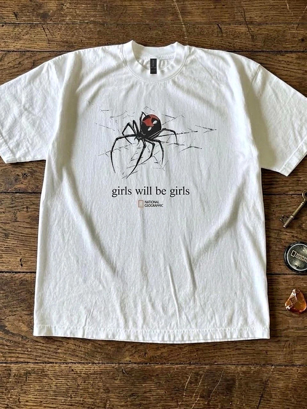 White National Geographic spider graphic tee